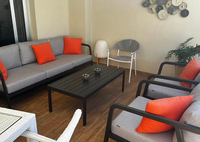 Penthouse Residences Vista Mar With Seaview פאלם-מאר