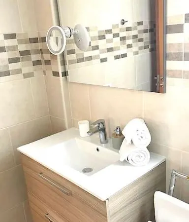 Apartment Penthouse Residences Vista Mar With Seaview